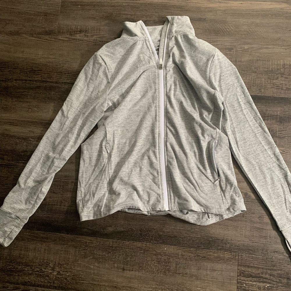 Market & Spruce Sweatshirt